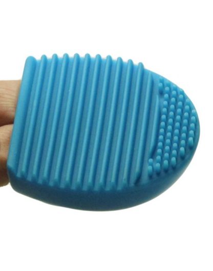 Brushegg make-up brush cleaner scrub tool